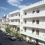 Floral فندق 3*